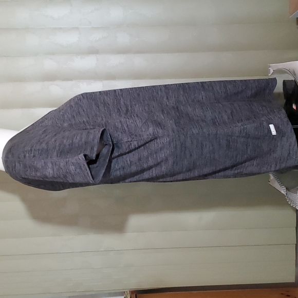 DANSKIN NOW Womens Greystone Heather V-Neck SSleeve Semi-Fitted T-Shirt-EC-Sz L - Picture 9 of 16